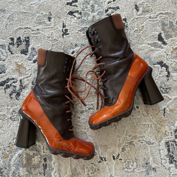 (SOLD) Miu Miu FW 1999 brown and orange patent leather heels high boots - Picture 2 of 9